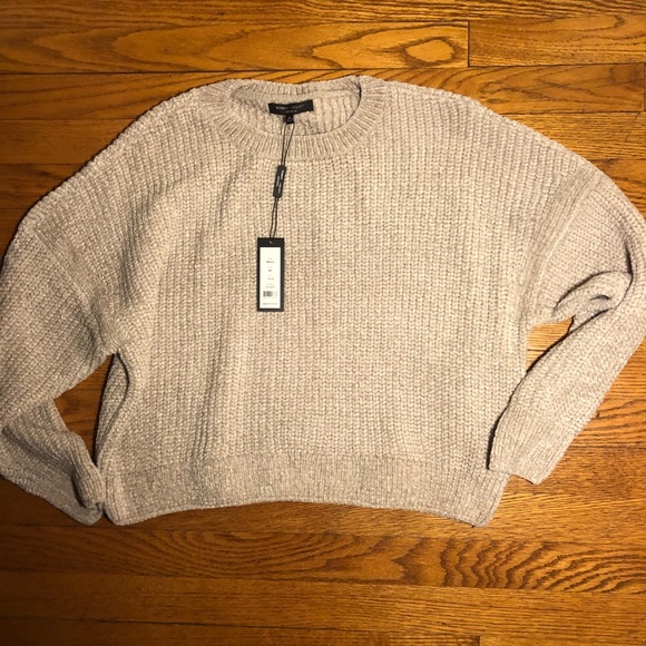 Romeo & Juliet Couture Sweaters - Romeo & Juliet couture sweater size M